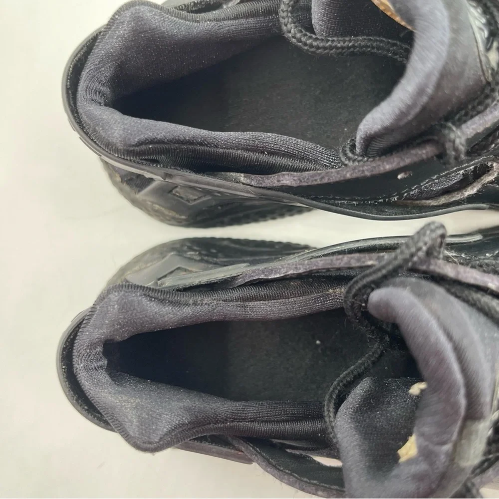 Nike Unisex Kids Huarache-Size 13 C -Black Leather Lace-Up Athletic Shoes